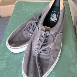 GUC Grey Canvas with cork detail